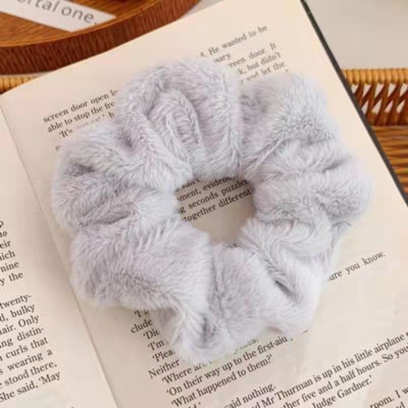 Plush Hair Scrunchies: Style Your Hair with Luxury