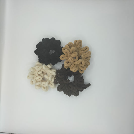 Plush Multiloop hair scrunchies 4 Pack